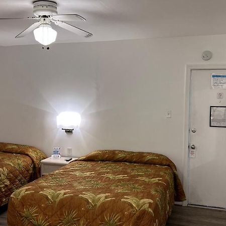 Riviera Resort & Suites Wildwood Bagian luar foto