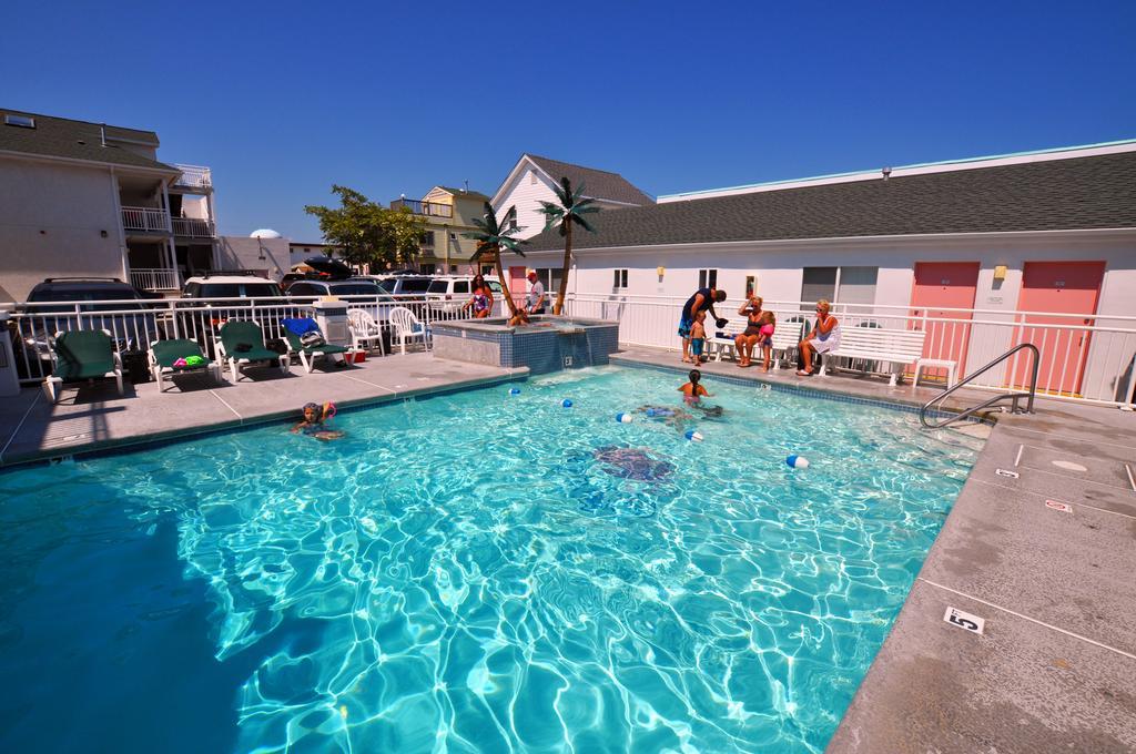 Riviera Resort & Suites Wildwood Bagian luar foto